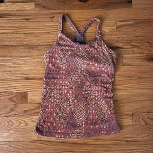 SUPER CUTE PATAGONIA WORK OUT TANK